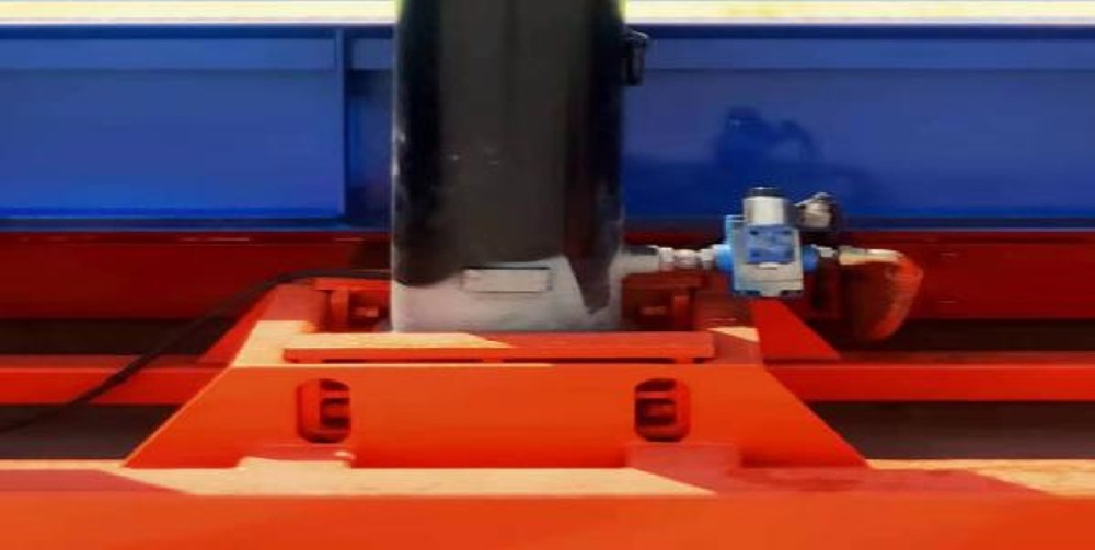 精密锻造的连杆。